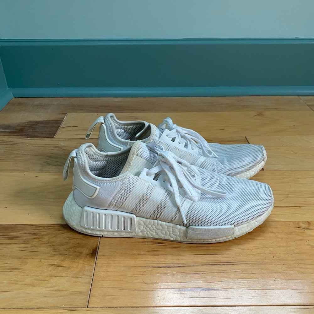 Adidas Originals white size 9